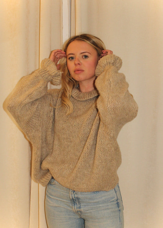 Megan knit beige